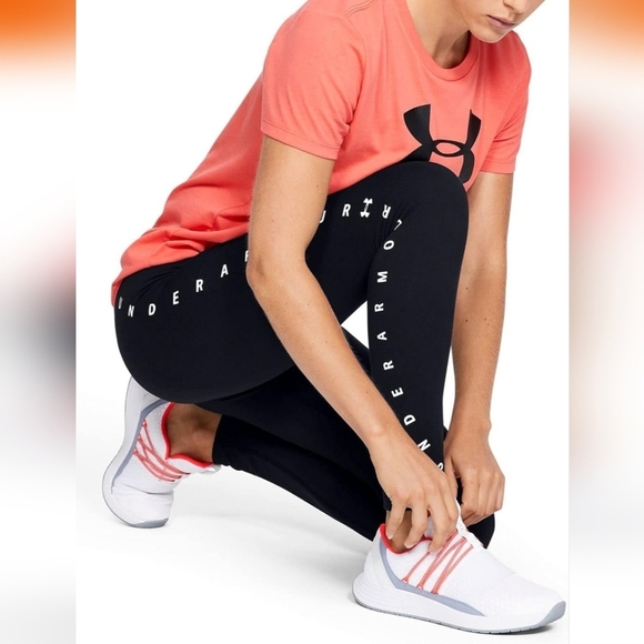 Under Armour Women's Favorite Graphic Leggings - Picture 1 of 9